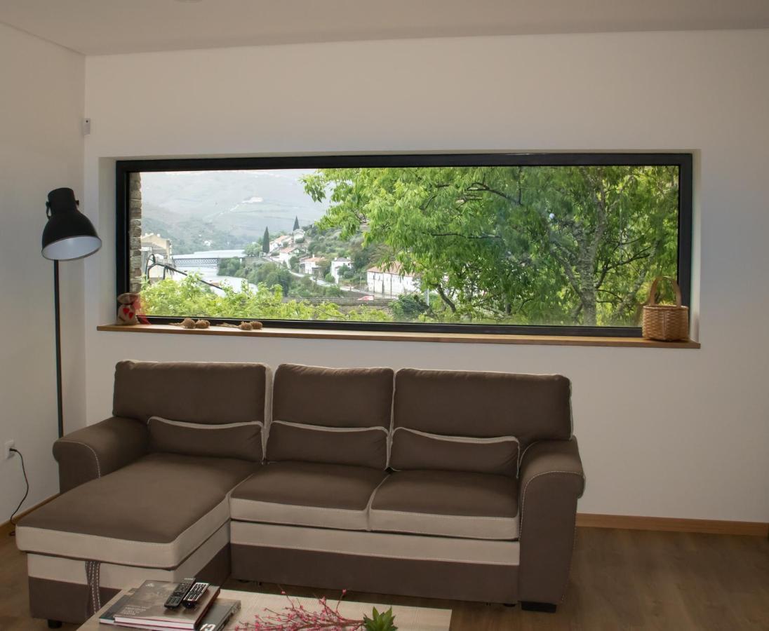 Dois Lagares House Panzió Pinhão Kültér fotó