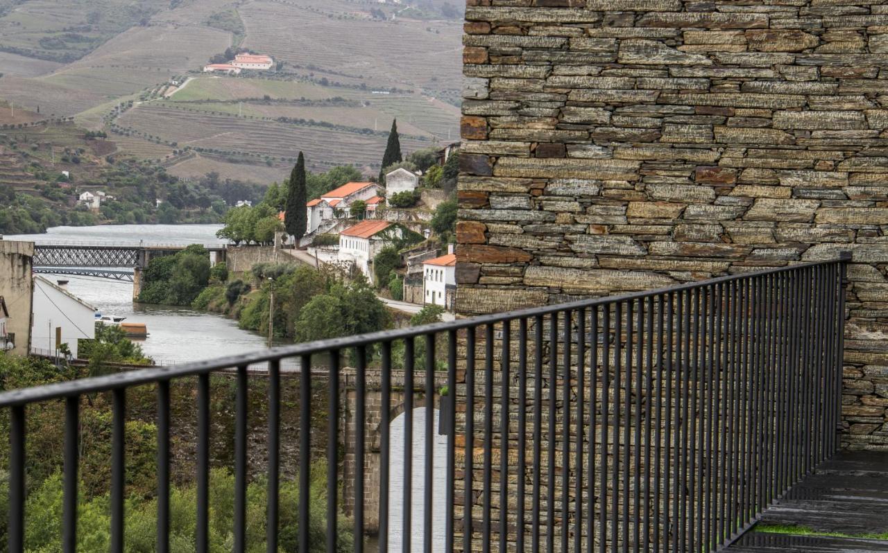 Dois Lagares House Panzió Pinhão Kültér fotó