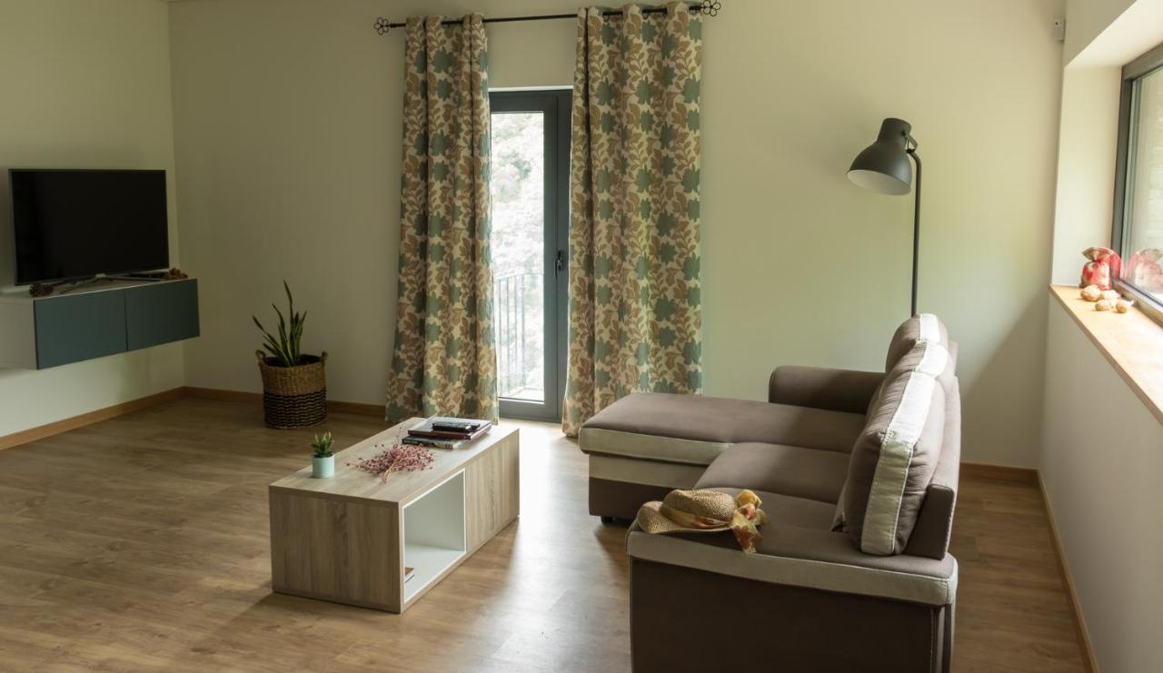 Dois Lagares House Panzió Pinhão Kültér fotó