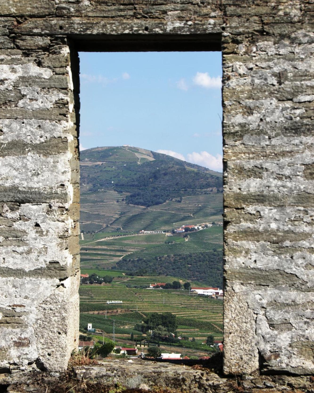 Dois Lagares House Panzió Pinhão Kültér fotó